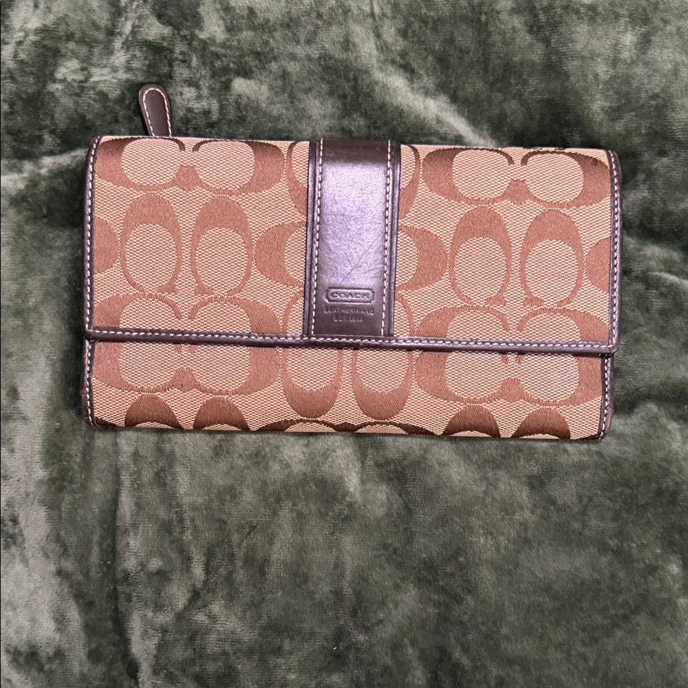 Coach Tan and Brown Signature Wallet